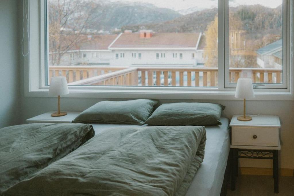 Leilighet I Nybygg Svolvær Exteriér fotografie
